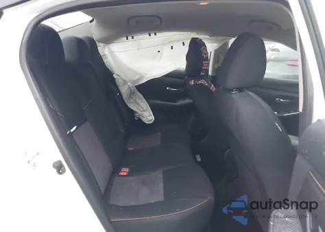 2021 Nissan Sentra Sr Xtronic Cvt z USA, uszkodzony, nr VIN 3N1AB8DV0MY201477